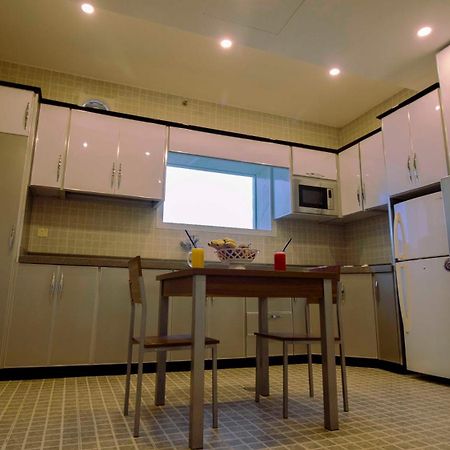 Nukhbat Al Makan Apartment Hotel 塔伊夫 客房 照片