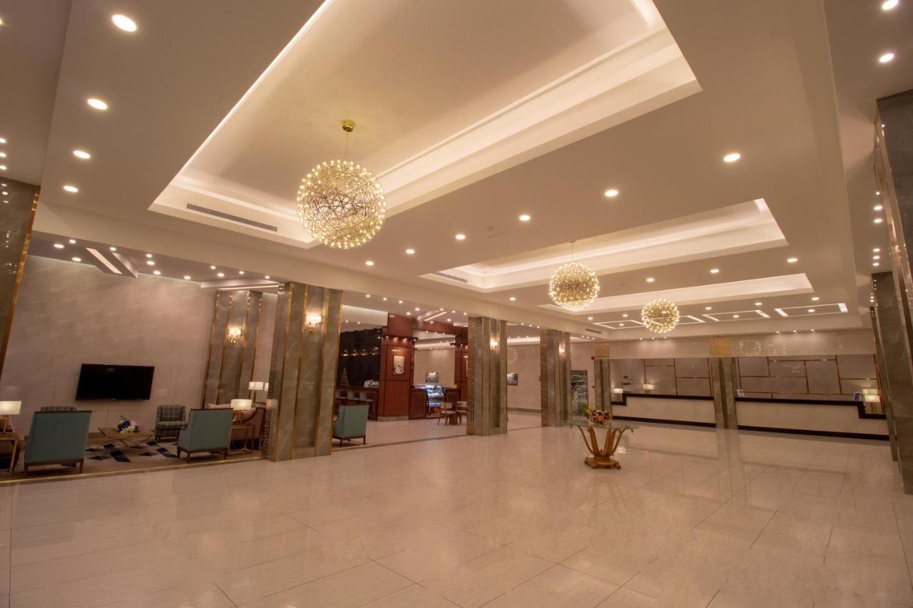 Nukhbat Al Makan Apartment Hotel 塔伊夫 外观 照片