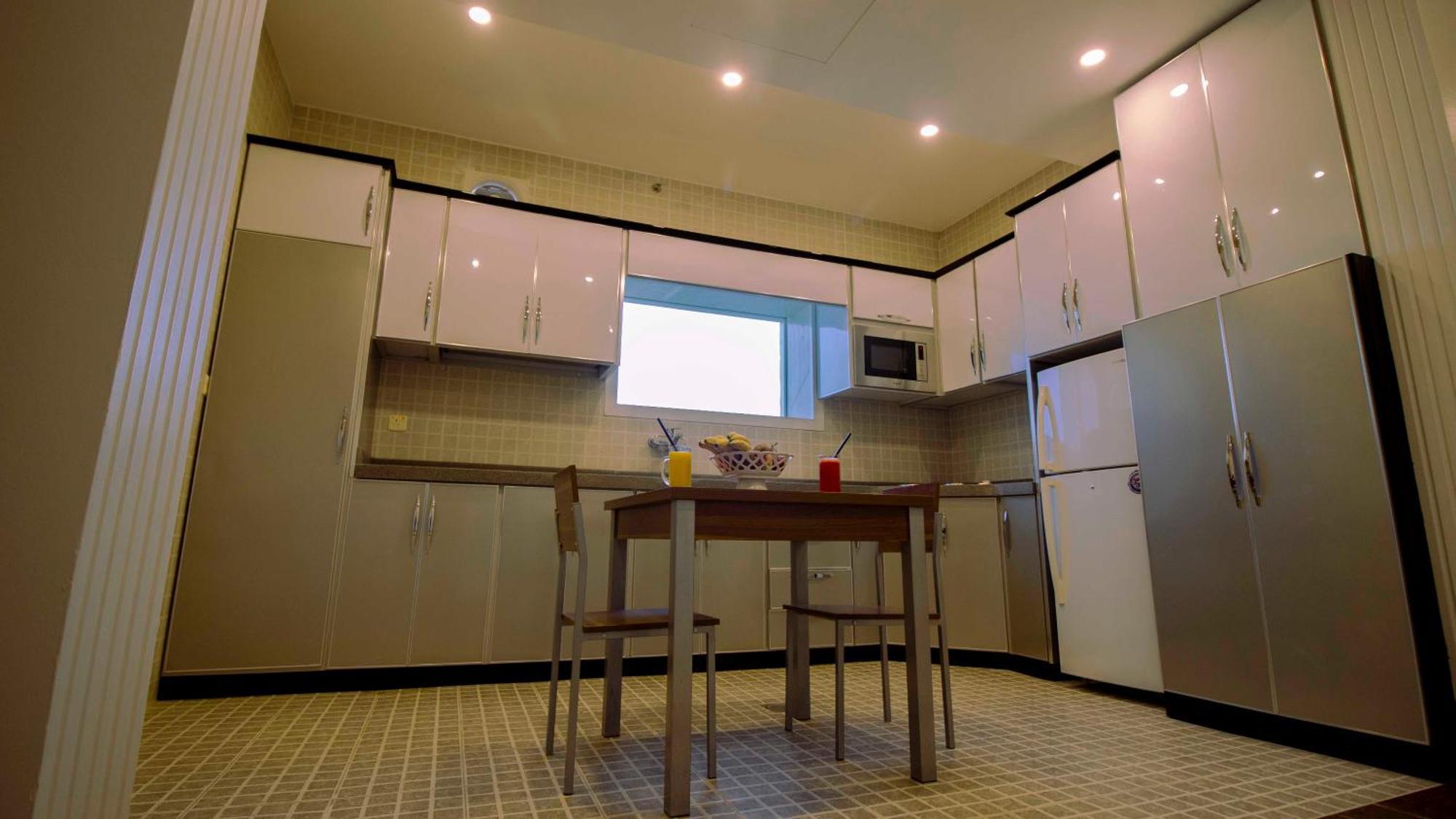 Nukhbat Al Makan Apartment Hotel 塔伊夫 客房 照片