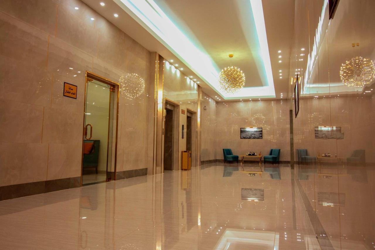 Nukhbat Al Makan Apartment Hotel 塔伊夫 外观 照片
