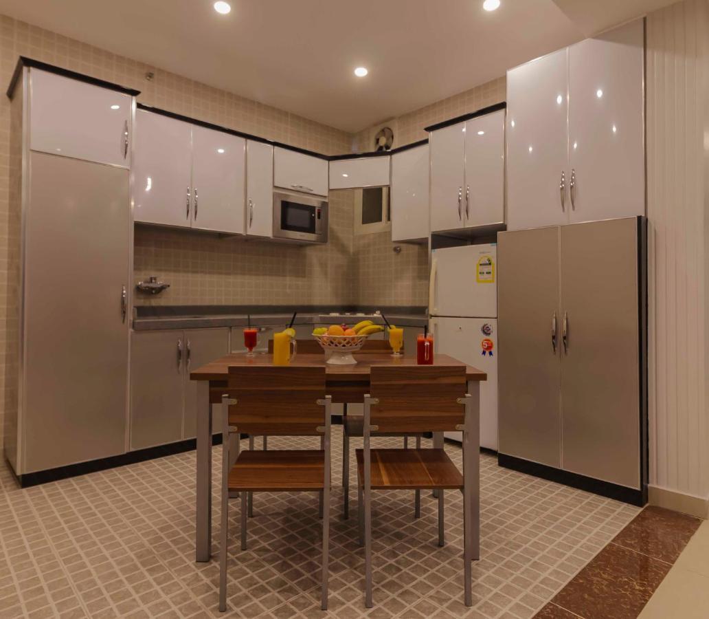 Nukhbat Al Makan Apartment Hotel 塔伊夫 外观 照片