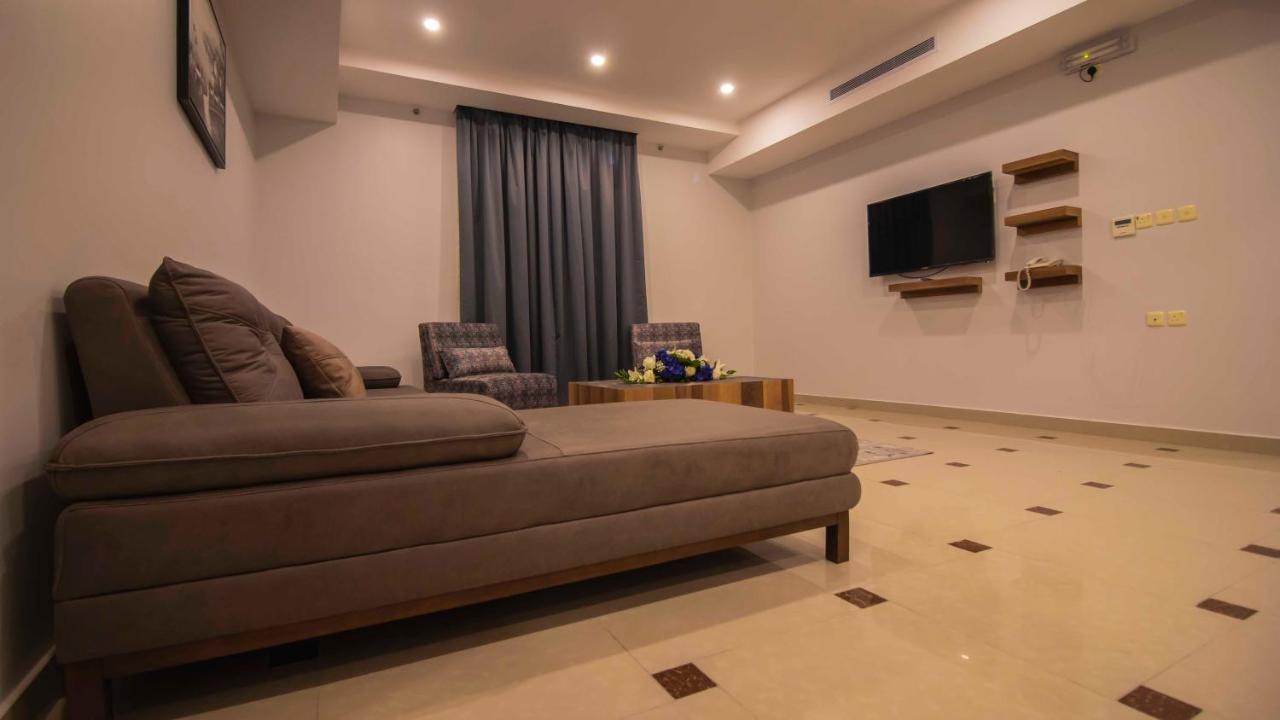 Nukhbat Al Makan Apartment Hotel 塔伊夫 外观 照片