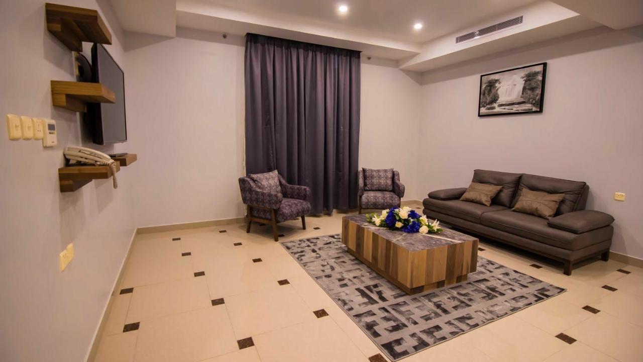 Nukhbat Al Makan Apartment Hotel 塔伊夫 外观 照片