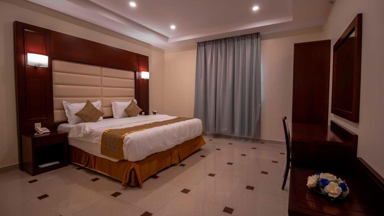 Nukhbat Al Makan Apartment Hotel 塔伊夫 外观 照片